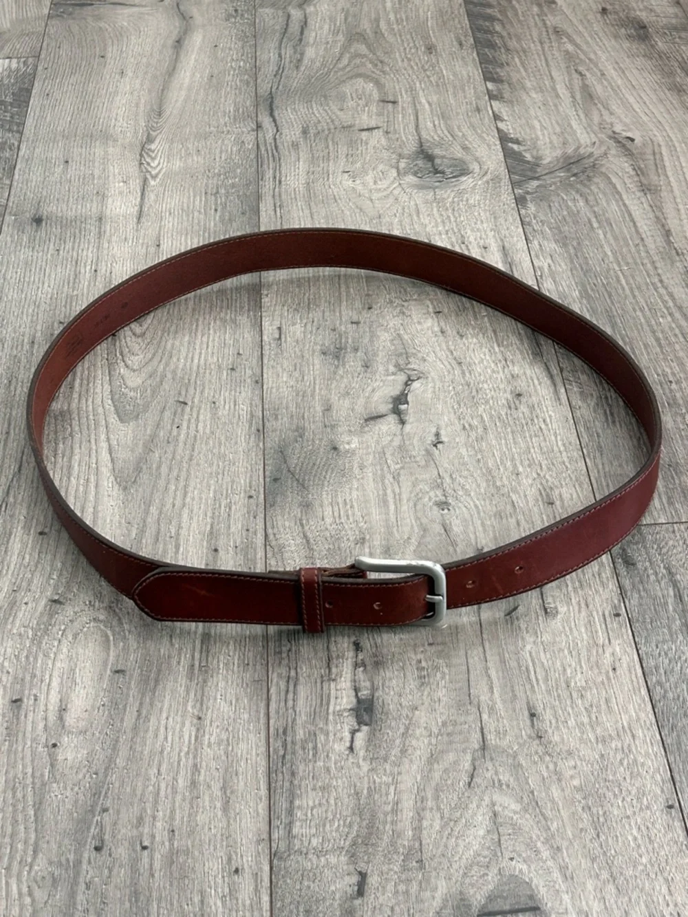 Eddie Bauer Brown Leather Belt Silver Buckle Size 40